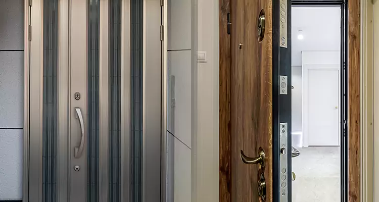 Burglar Proof Front Door Repair in Tamiami, FL