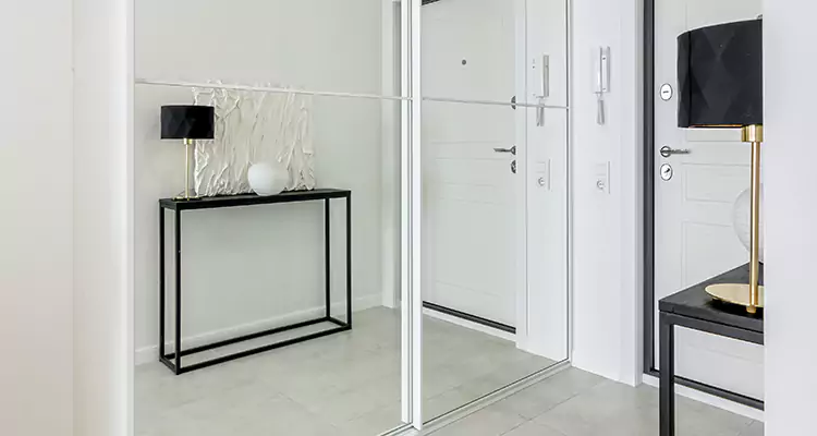 Mirrored Bifold Closet Doors Repair in Tamiami, FL