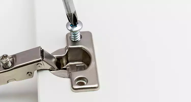 Screen Door Hinge Repair in Tamiami, FL