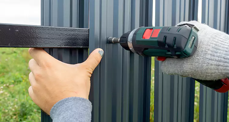 Metal Gate Repair in Tamiami, FL