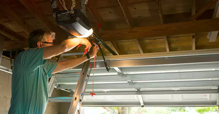 Chamberlain Garage Door Repair in Tamiami, FL