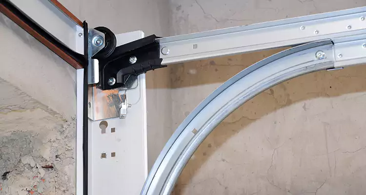 Maintain Liftmaster Garage Door Off Track in Tamiami, FL