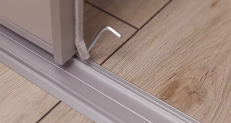 Squeaky Sliding Door Repair in Tamiami, FL